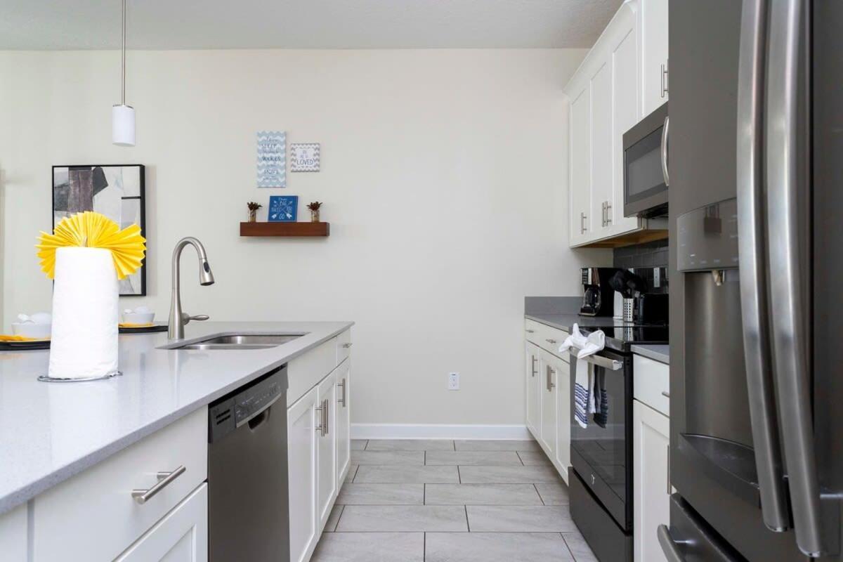 Four Bedrooms Townhome 4861 Кисими Екстериор снимка
